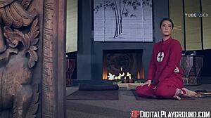 HD video Dani Daniels - svůdný orální sex a uctívání zralé zadnice